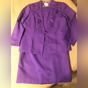 Vintage 2 piece/ top and skirt